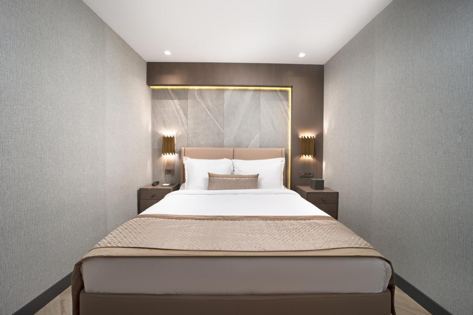 Me By Mula Hotel 4*