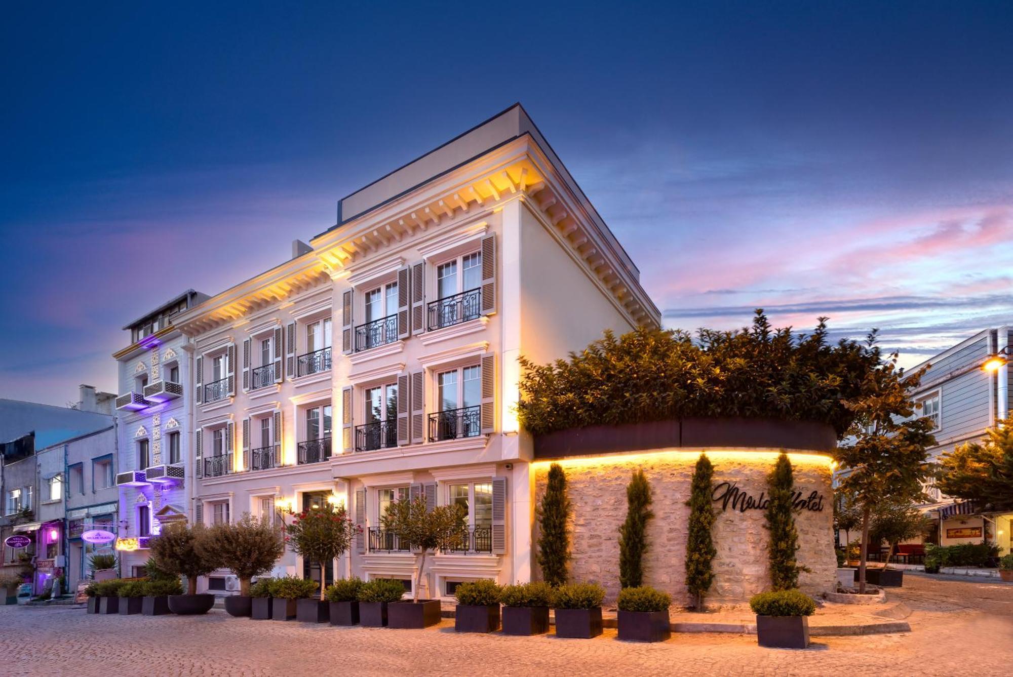 Hotel Me By Mula 4*
